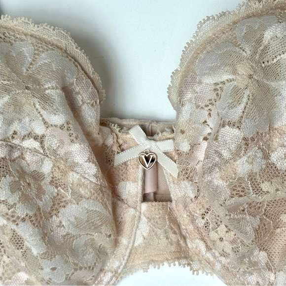Victoria’s Secret Body By Victoria Unlined Demi Bra Floral Lace Beige 38DDD - Picture 2 of 8